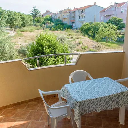 Apartament Floramye